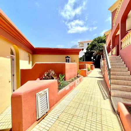 Apartamento con Wifi y estupenda piscina, Tenerife Apartamento