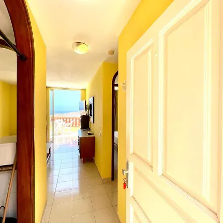 Apartamento con Wifi y estupenda piscina, Tenerife Apartamento *